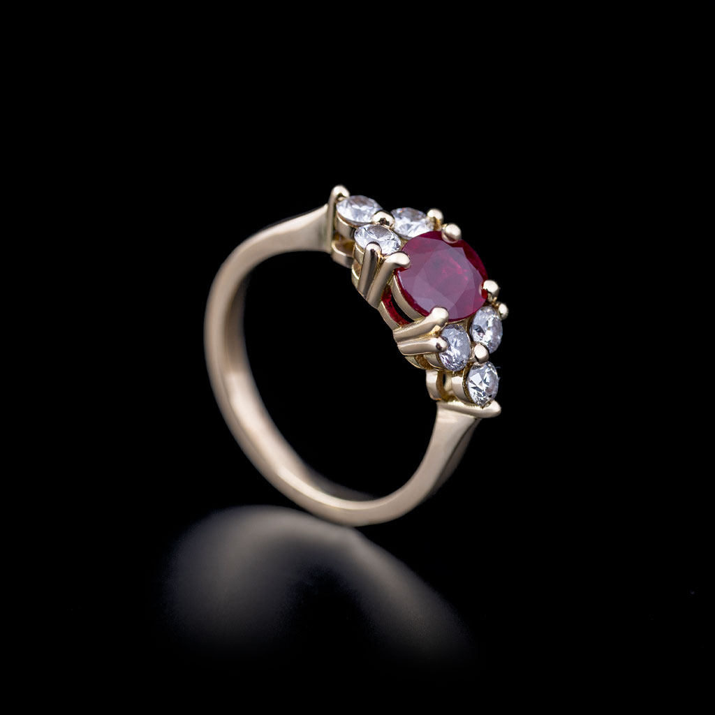 Bague or émeraude et diamants Luc Atgé joaillier Castres.